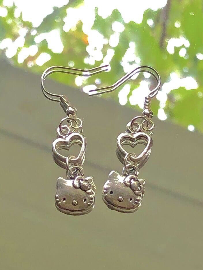 Hello Kitty Heart Earrings