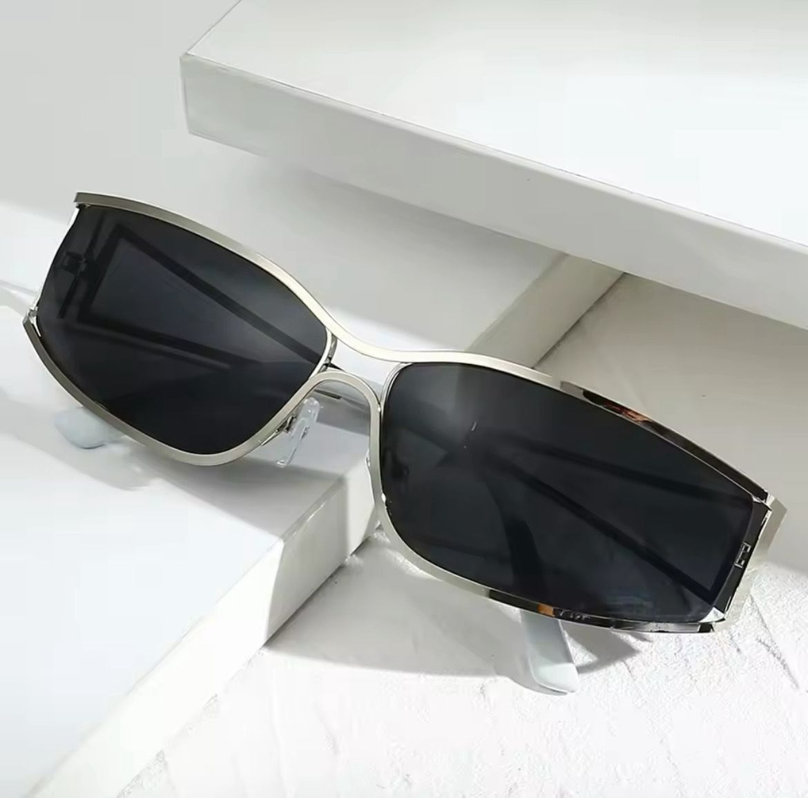Silver & Black Sleek Rectangular Sunnies