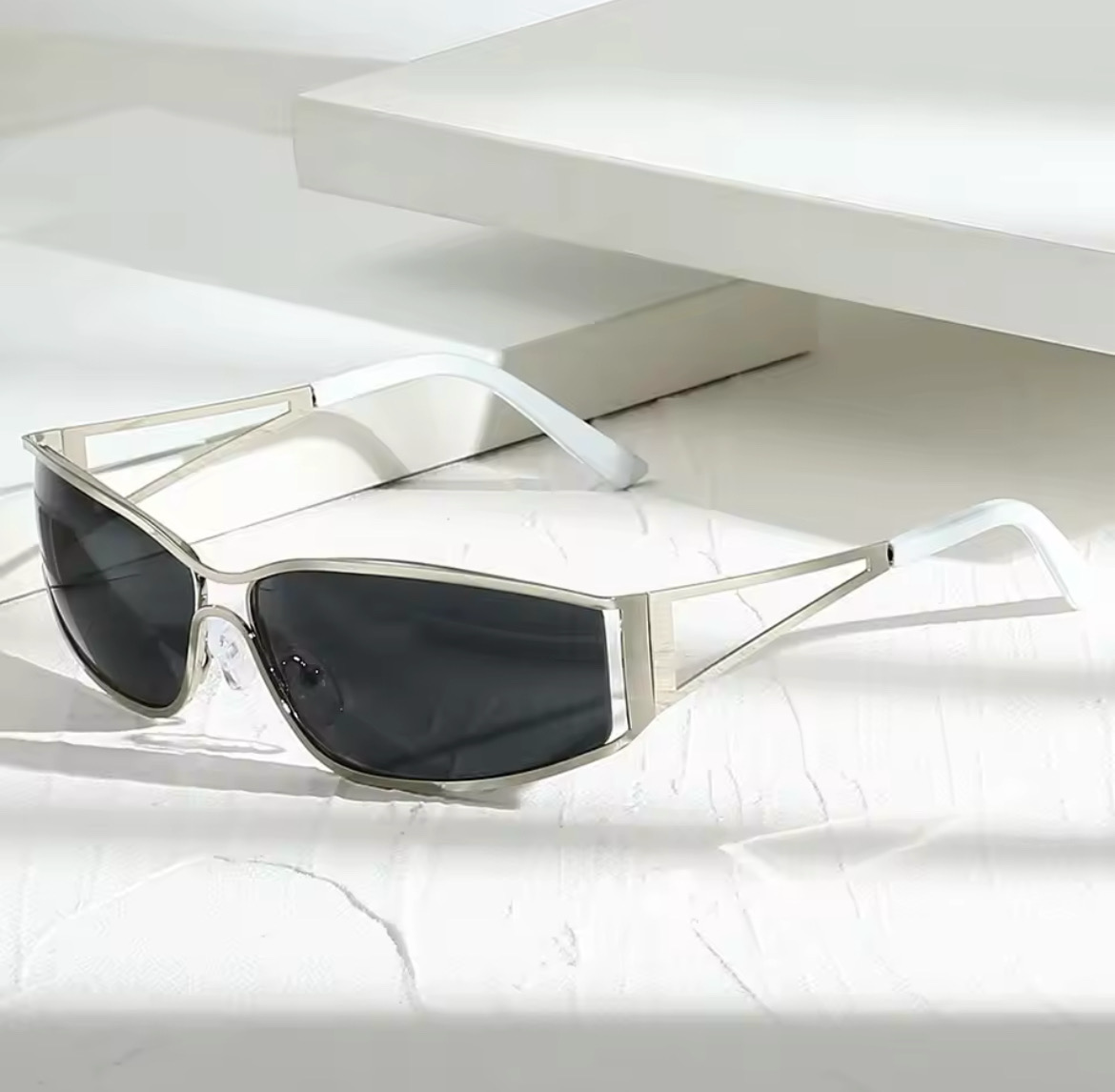 Silver & Black Sleek Rectangular Sunnies