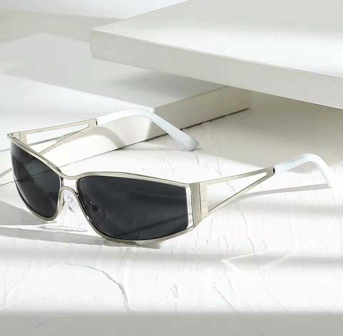 Silver & Black Sleek Rectangular Sunnies
