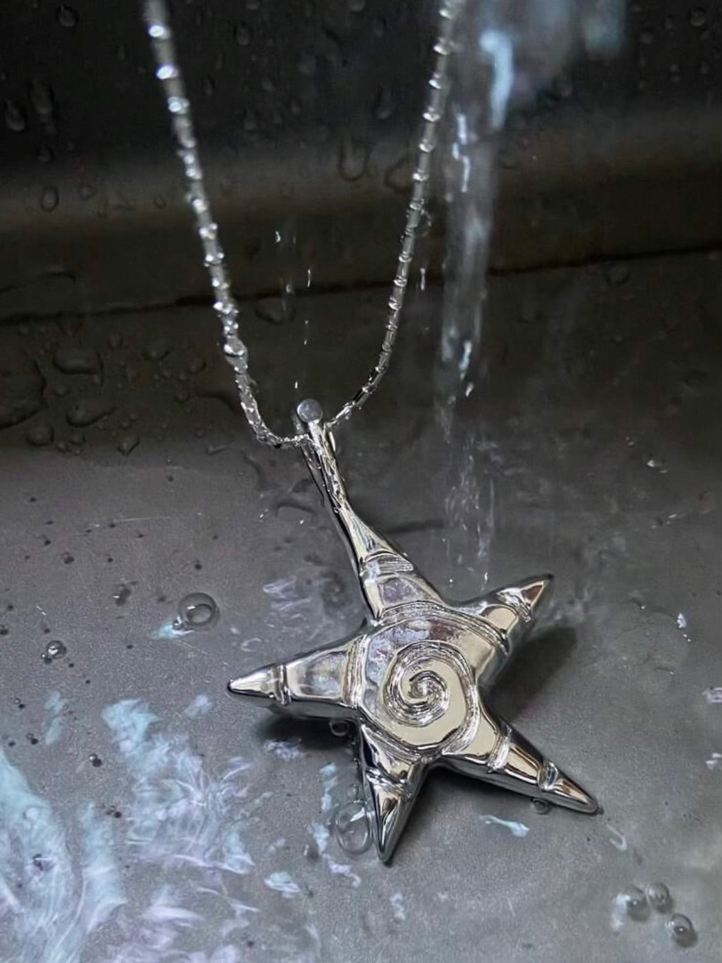 Nova Star Chain Necklace