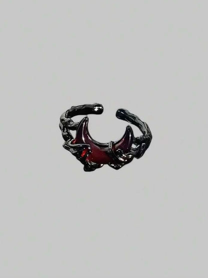 Shadow Wrapped Moon Ring