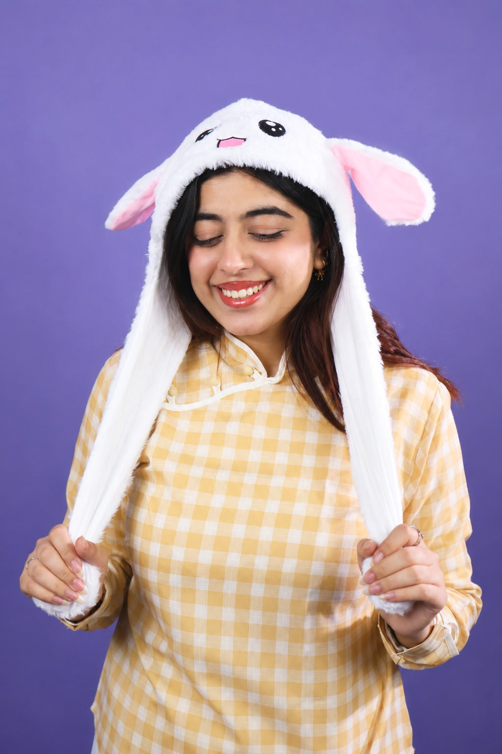 White Kpop Bunny Moveable Ears Headband